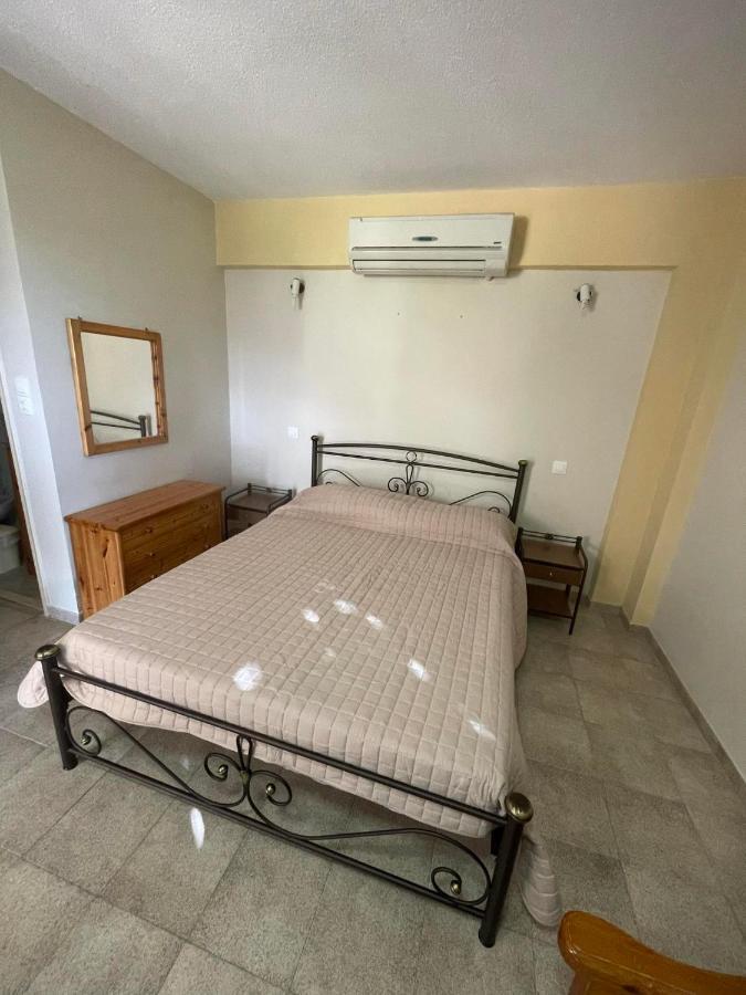 Vasilikos Apartments Paralia Agias Foteinis Bagian luar foto