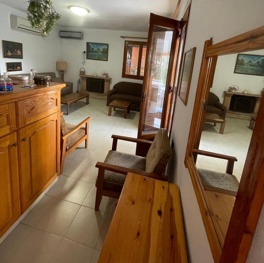 Vasilikos Apartments Paralia Agias Foteinis Bagian luar foto